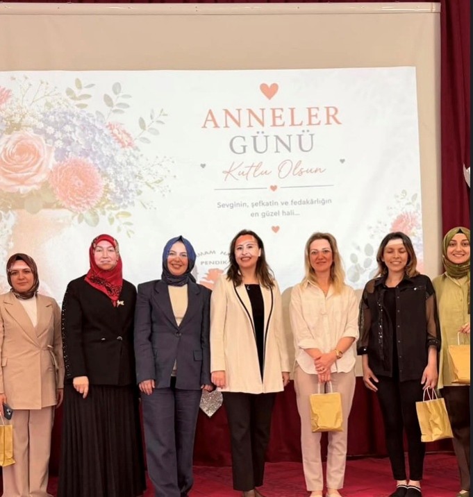 Pendik Sezai Karakoç Anneler Günü Etkinliği